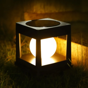 LED Solar Post Light Outdoor Post Caps Lights Solar Fence Post Lamp Pillar Lamps Waterproof for Wooden Posts Patio Camping Dec
